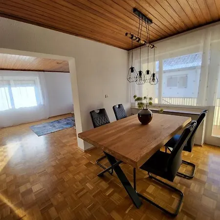 Zentrale, Helle Ferienwohnung Crailsheim Eksteriør billede